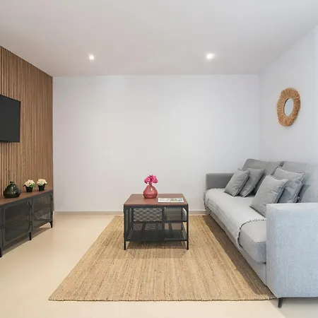Casa Alba * エステポナ
